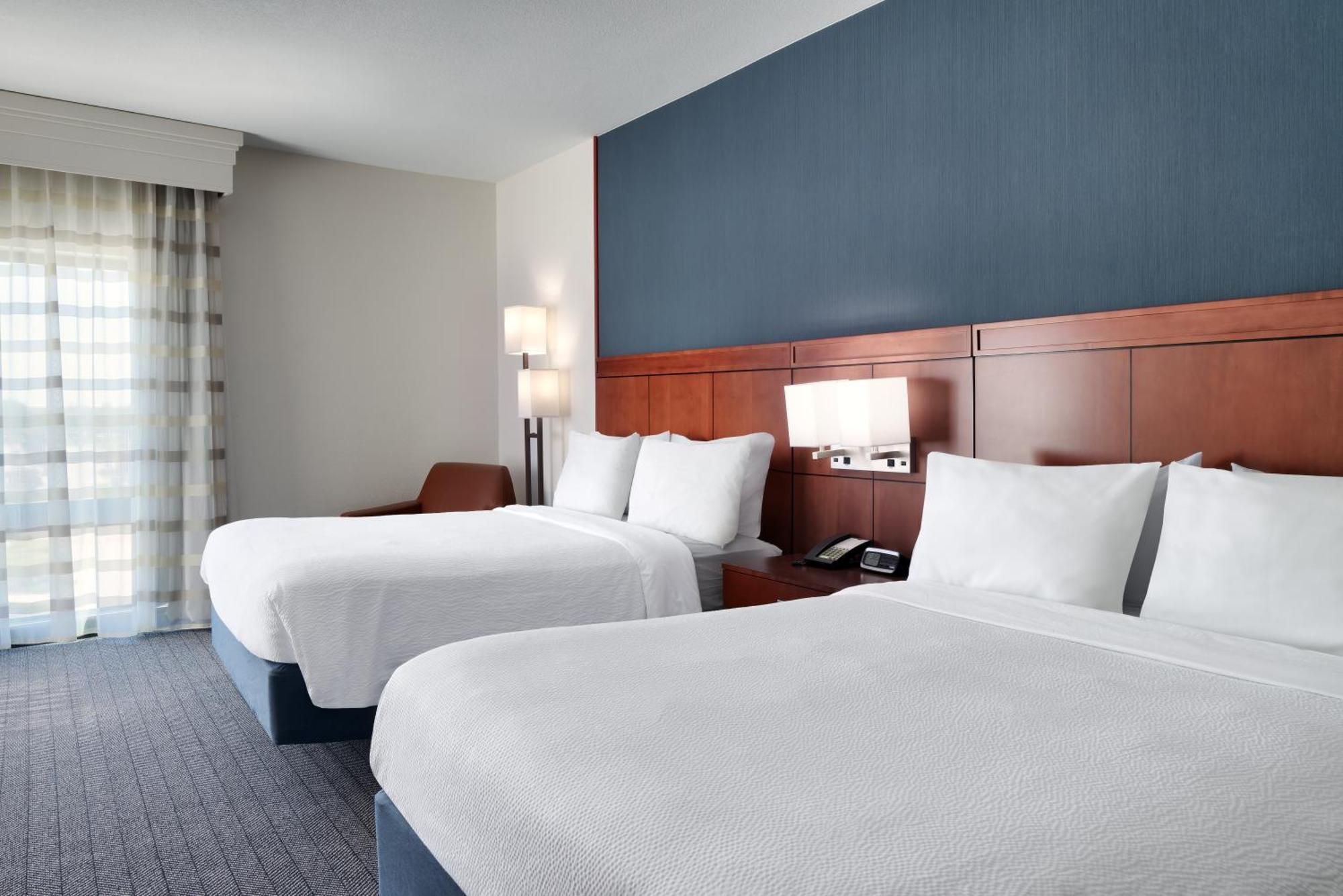 Courtyard By Marriott Houston Nasa Clear Lake Webster Exterior photo