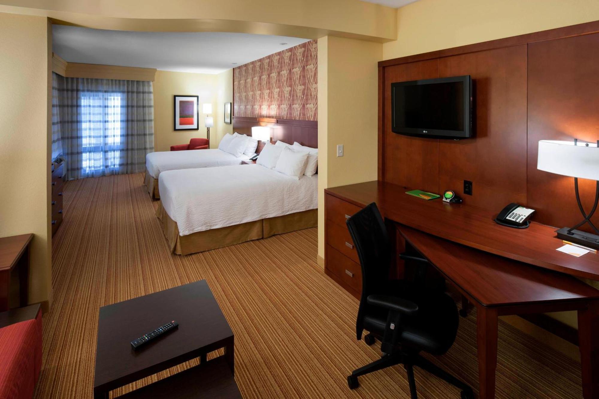 Courtyard By Marriott Houston Nasa Clear Lake Webster Exterior photo