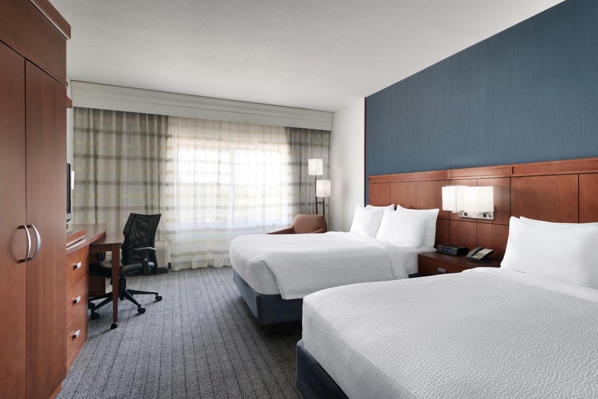 Courtyard By Marriott Houston Nasa Clear Lake Webster Exterior photo